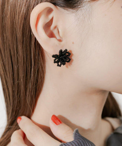 花朵造型珠飾耳環