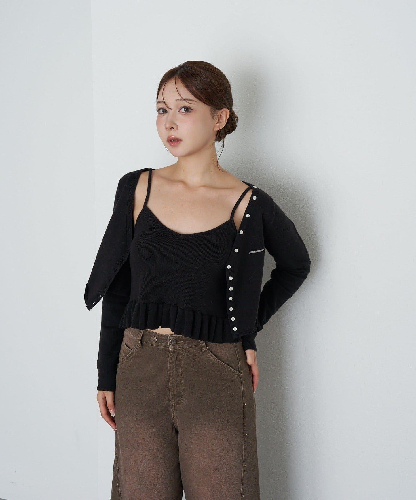 【RAY CASSIN】荷葉邊吊帶套裝開衫