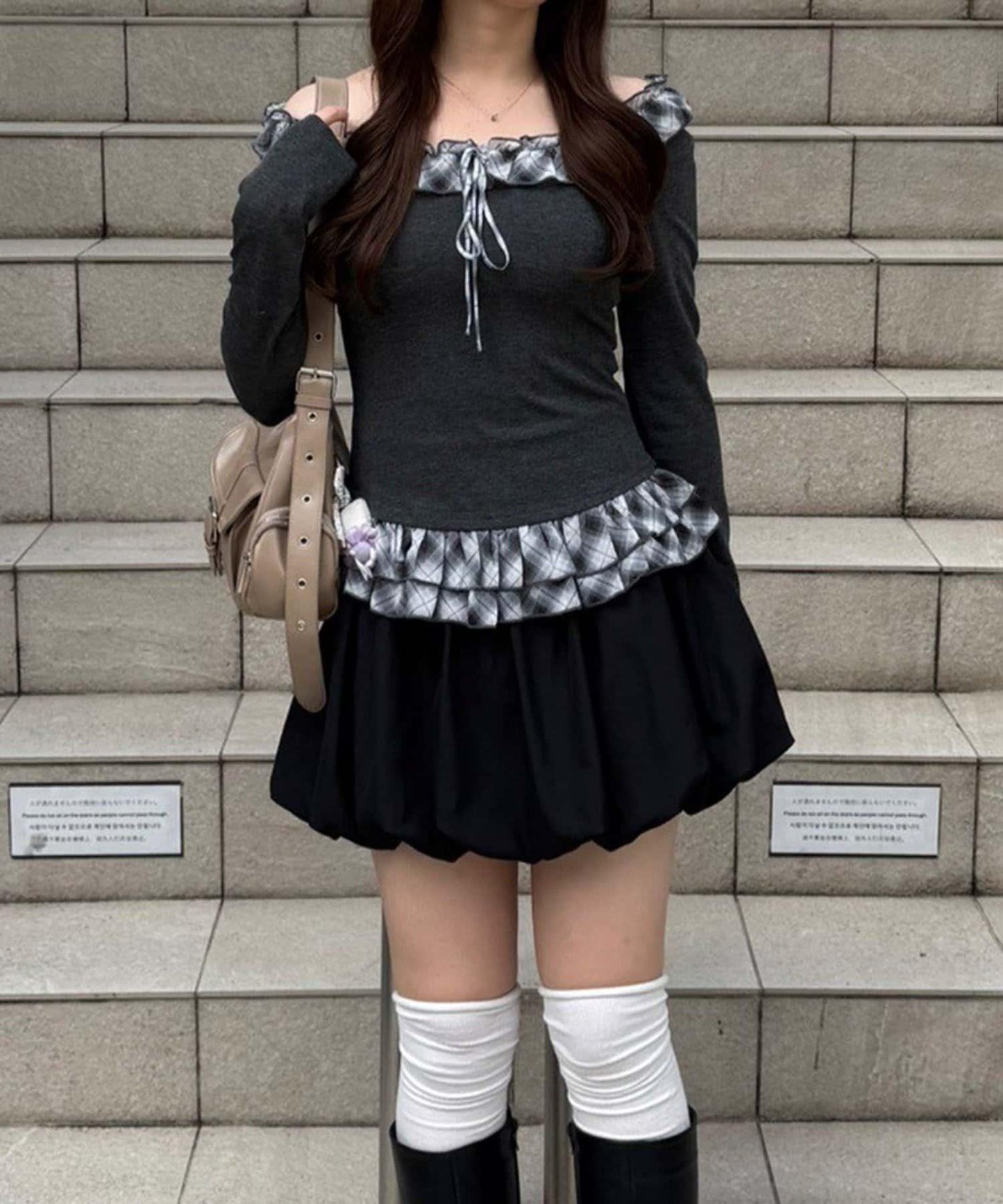 【主角級設計】格紋荷葉邊T恤