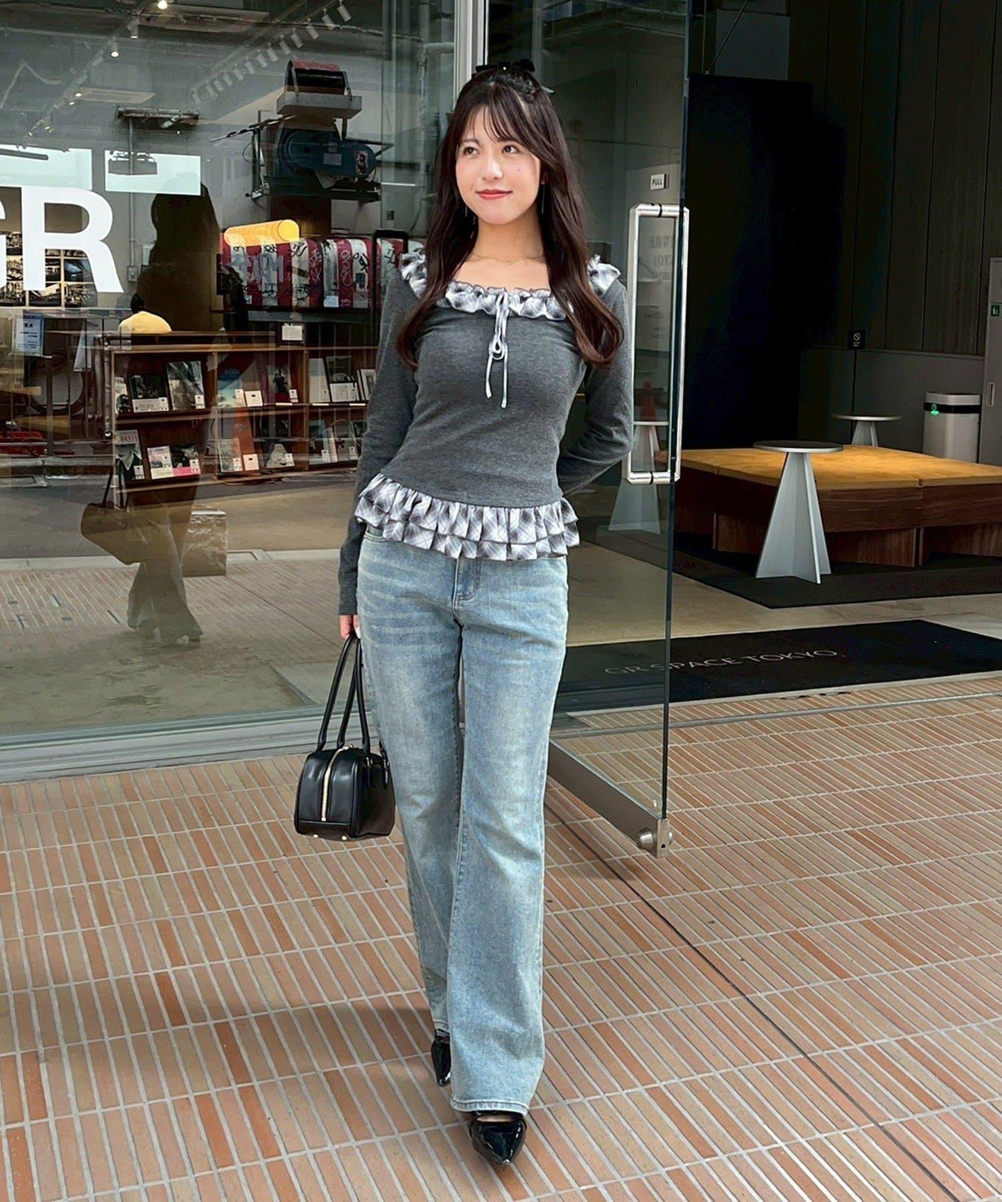 【主角級設計】格紋荷葉邊T恤