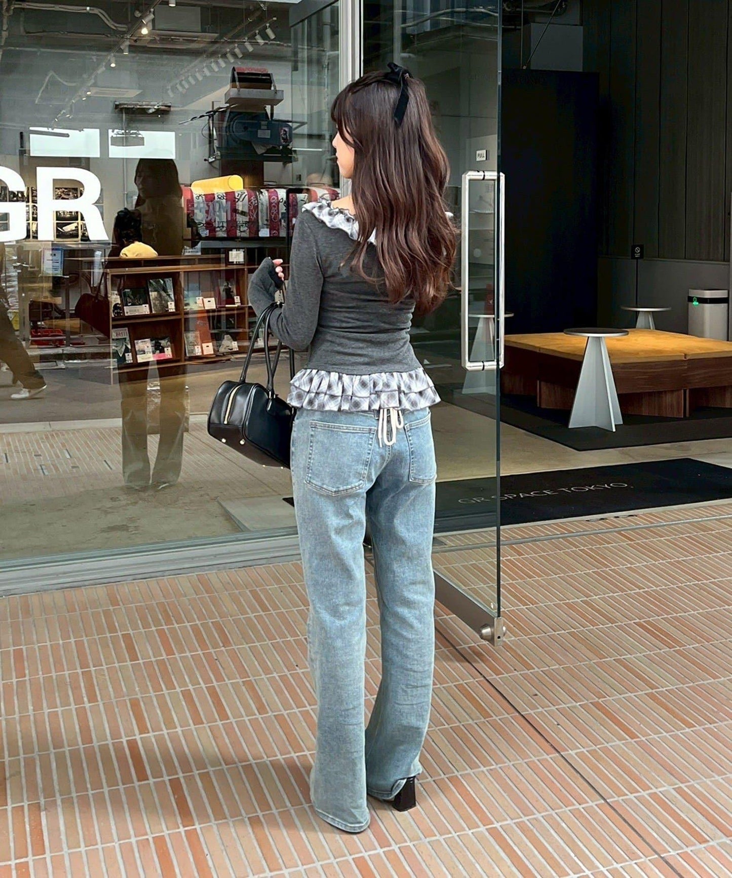 【主角級設計】格紋荷葉邊T恤