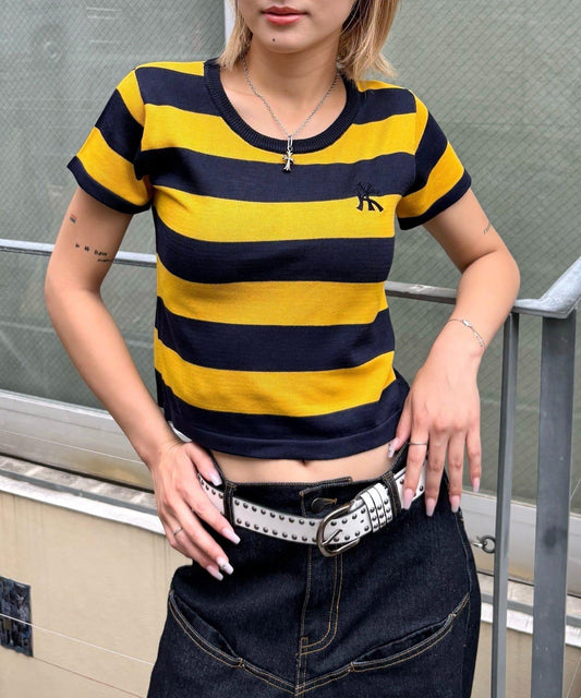 【WHO'S WHO gallery】橄欖球條紋修身針織衫