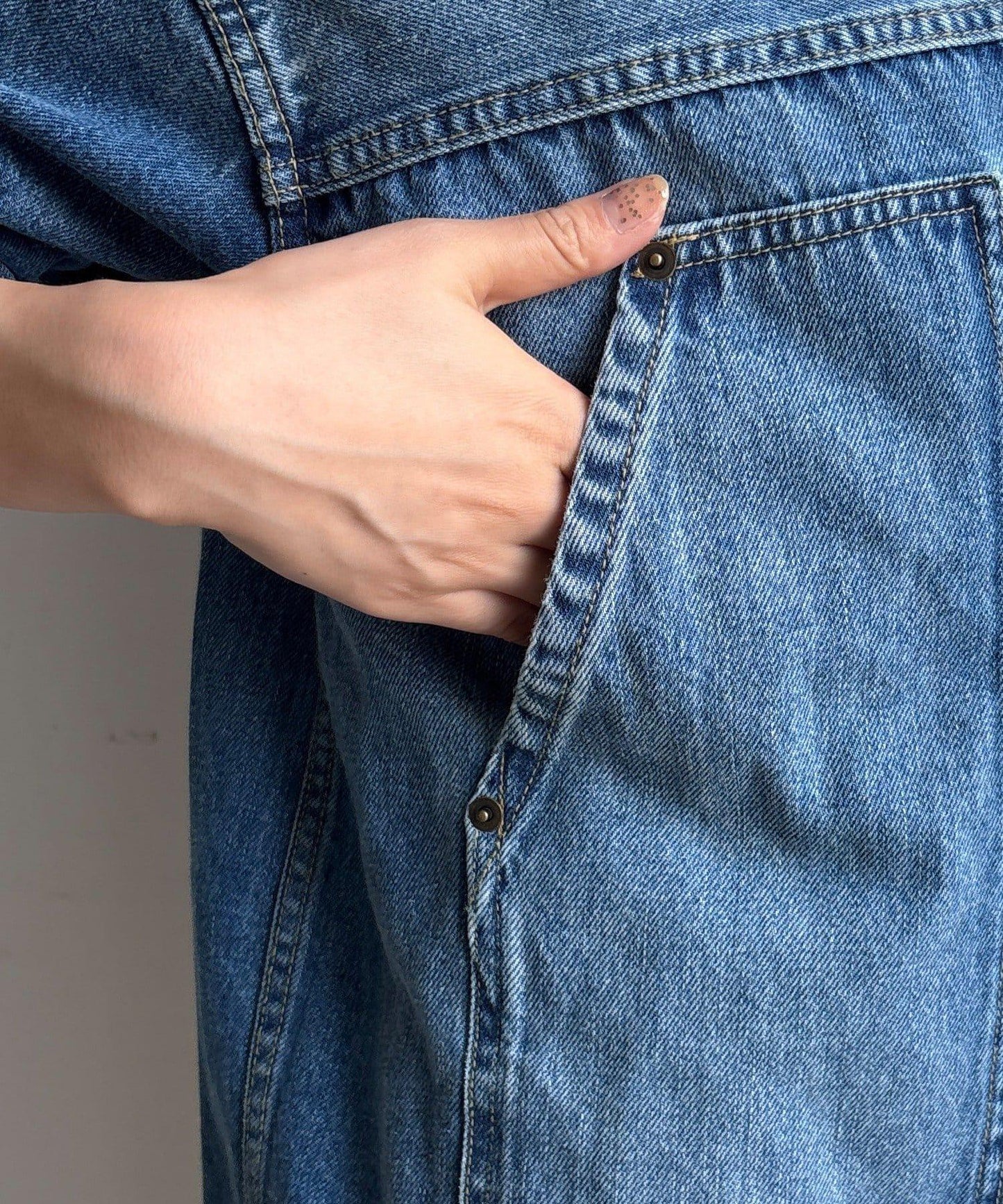 【領子可拆卸！】皮革拼接牛仔夾克