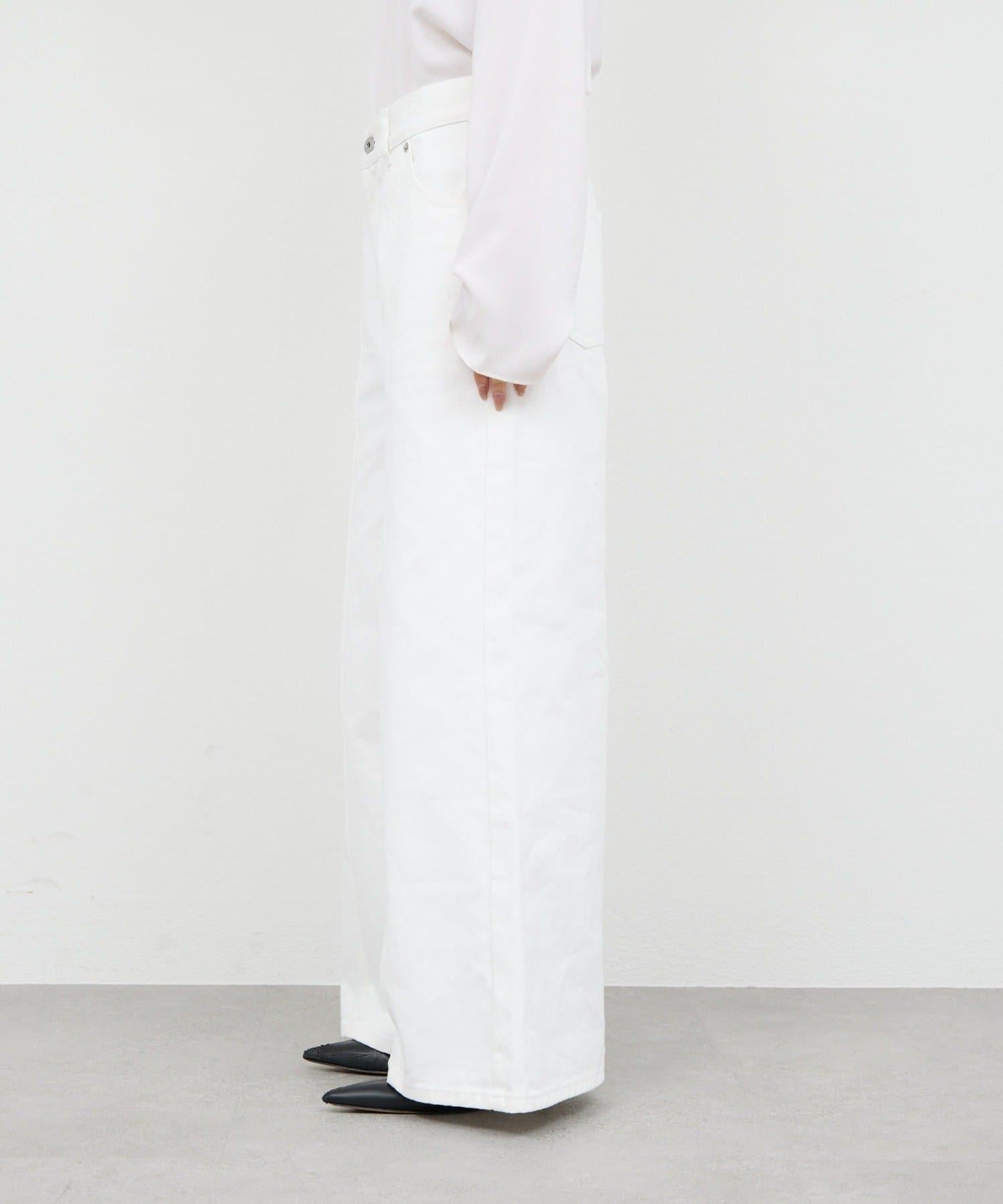 【近日開始】中縫拼接牛仔褲