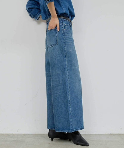 【近日開始】中縫拼接牛仔褲