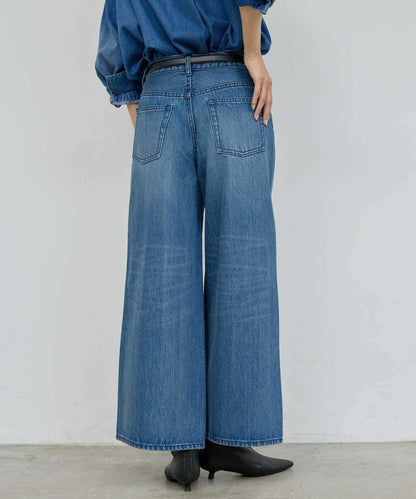 【近日開始】中縫拼接牛仔褲