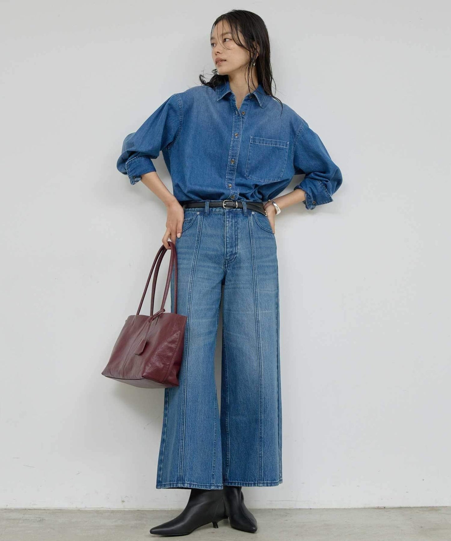 【近日開始】中縫拼接牛仔褲