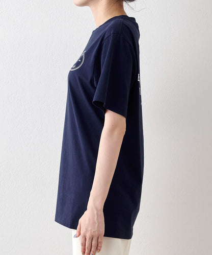 【Sporty&Rich】Kennedy徽章印花T恤