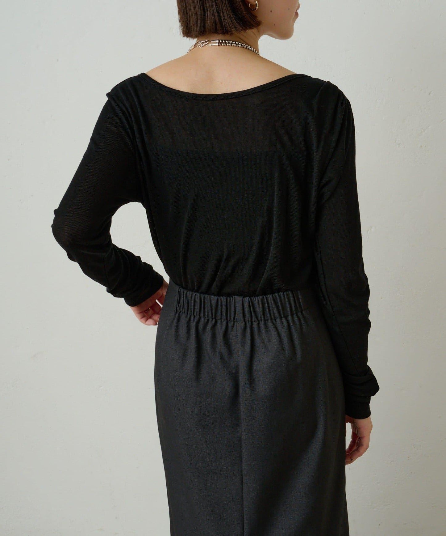 透視羅紋一字肩長袖T恤