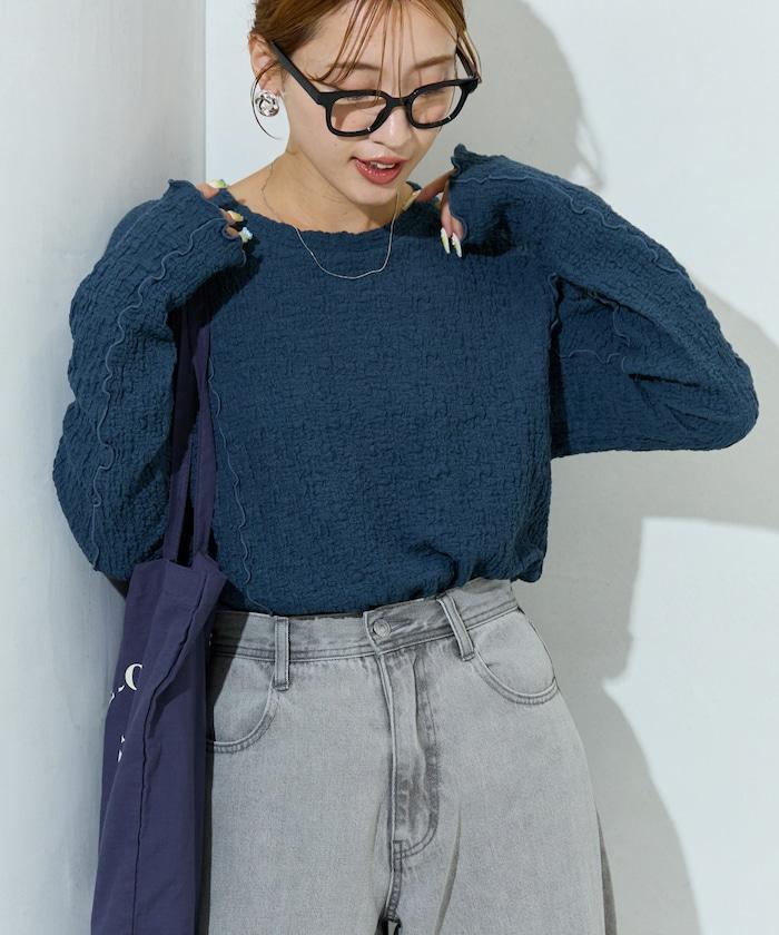 剪裁褶皺波點荷葉邊設計長袖T恤