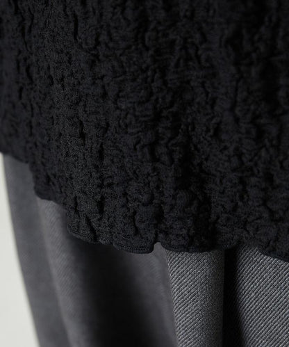 剪裁褶皺波點荷葉邊設計長袖T恤