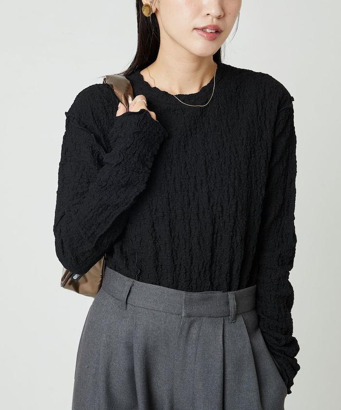 剪裁褶皺波點荷葉邊設計長袖T恤