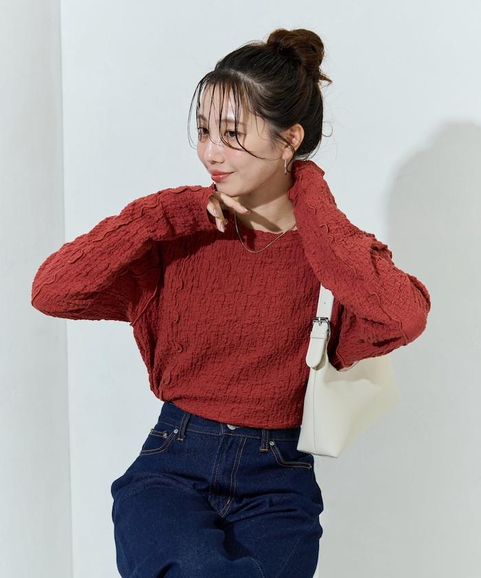 剪裁褶皺波點荷葉邊設計長袖T恤