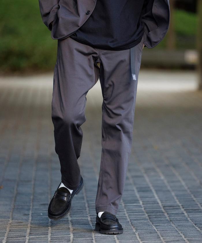 SOLOTEX 修身剪裁編織腰帶攀巖褲