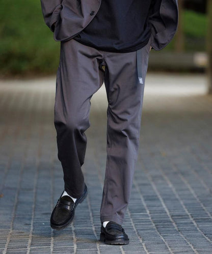 SOLOTEX 修身剪裁編織腰帶攀巖褲