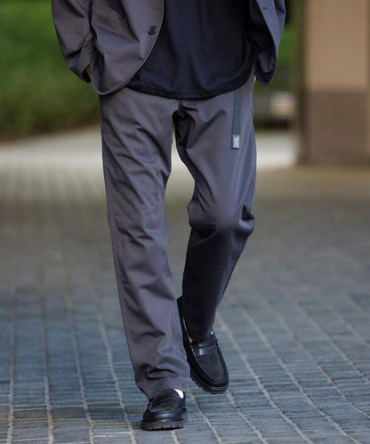 SOLOTEX 修身剪裁編織腰帶攀巖褲