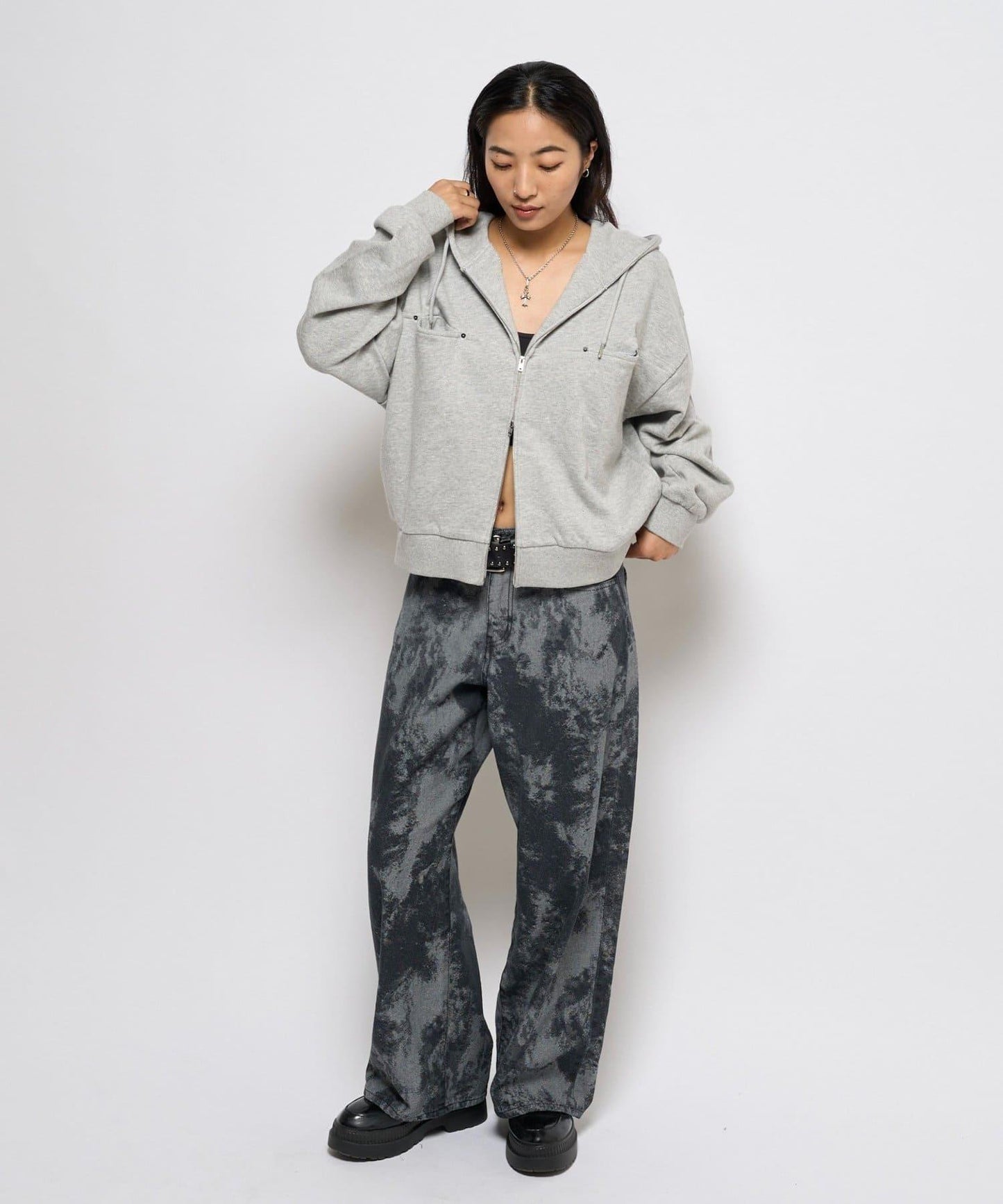 【WHO'S WHO gallery】多款圖案低腰牛仔褲