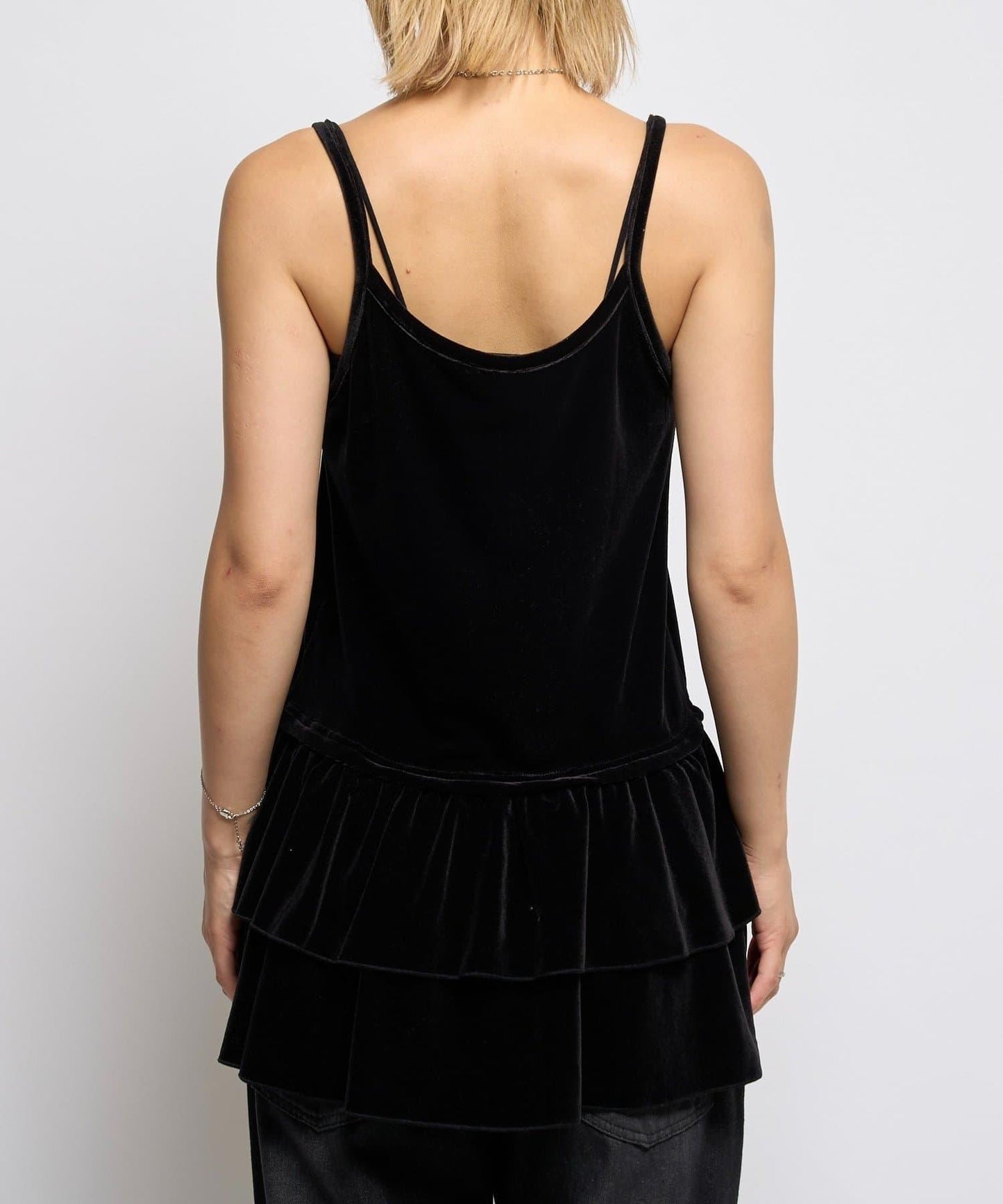 【WHO'S WHO gallery】天鵝絨荷葉邊長款上衣