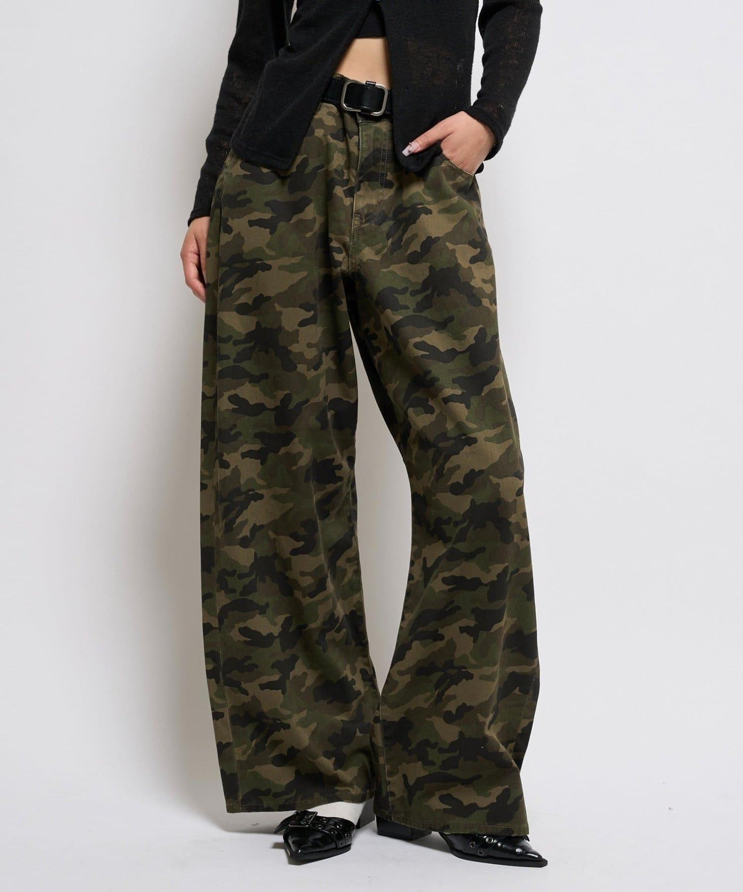 【WHO'S WHO gallery】多款圖案低腰牛仔褲