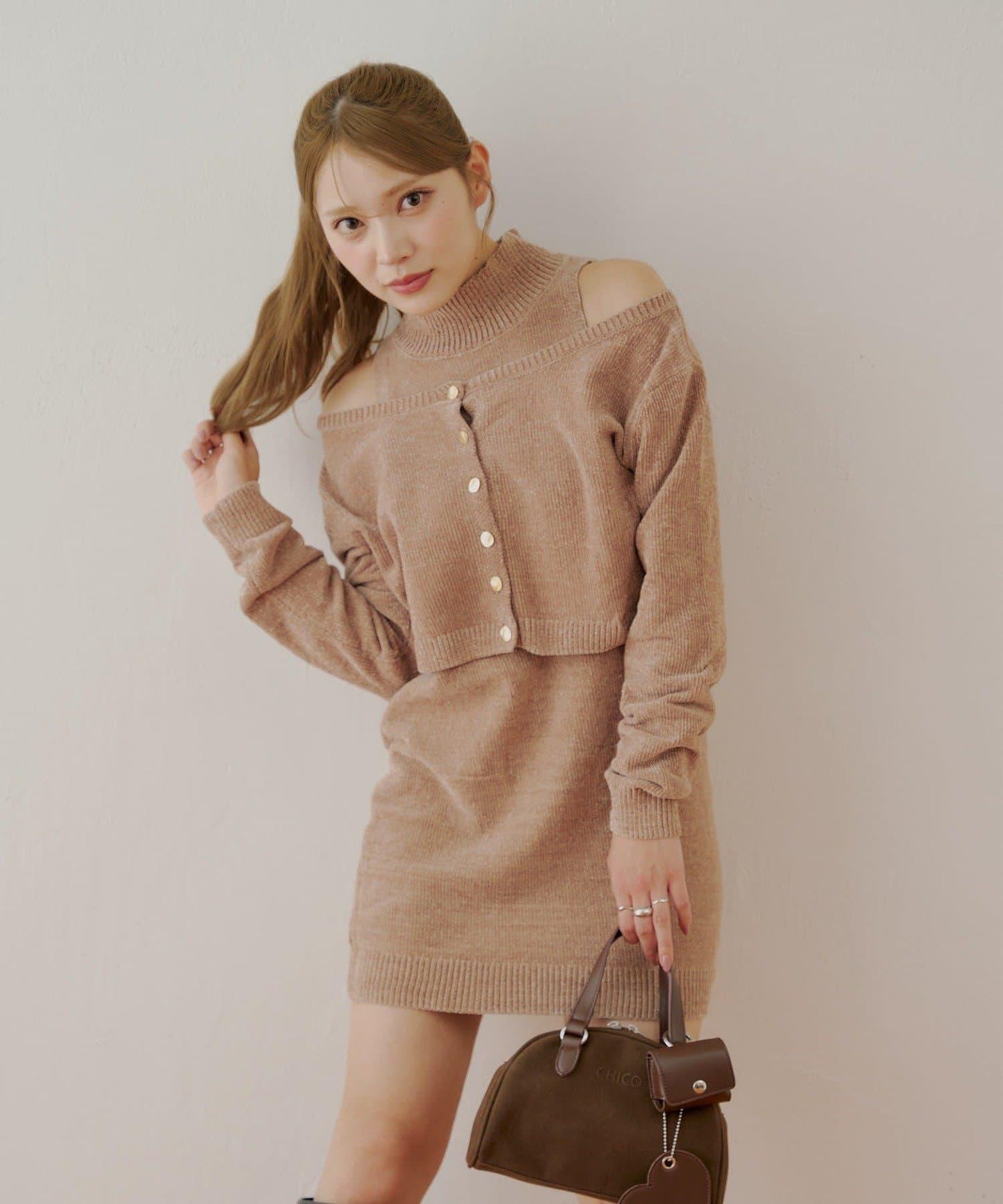 【Chico】天鵝絨無袖連衣裙+開衫套裝