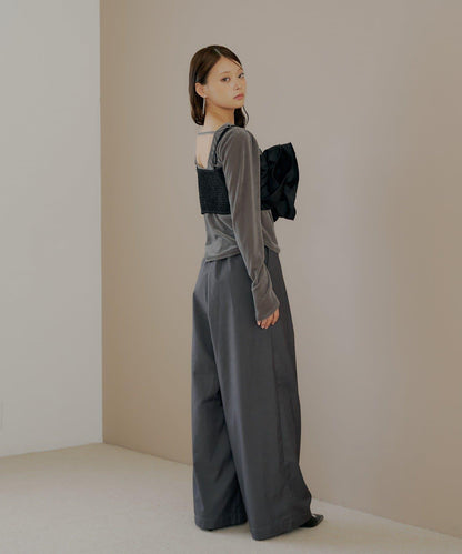 【Chico】荷葉邊吊帶+天鵝絨上衣套裝