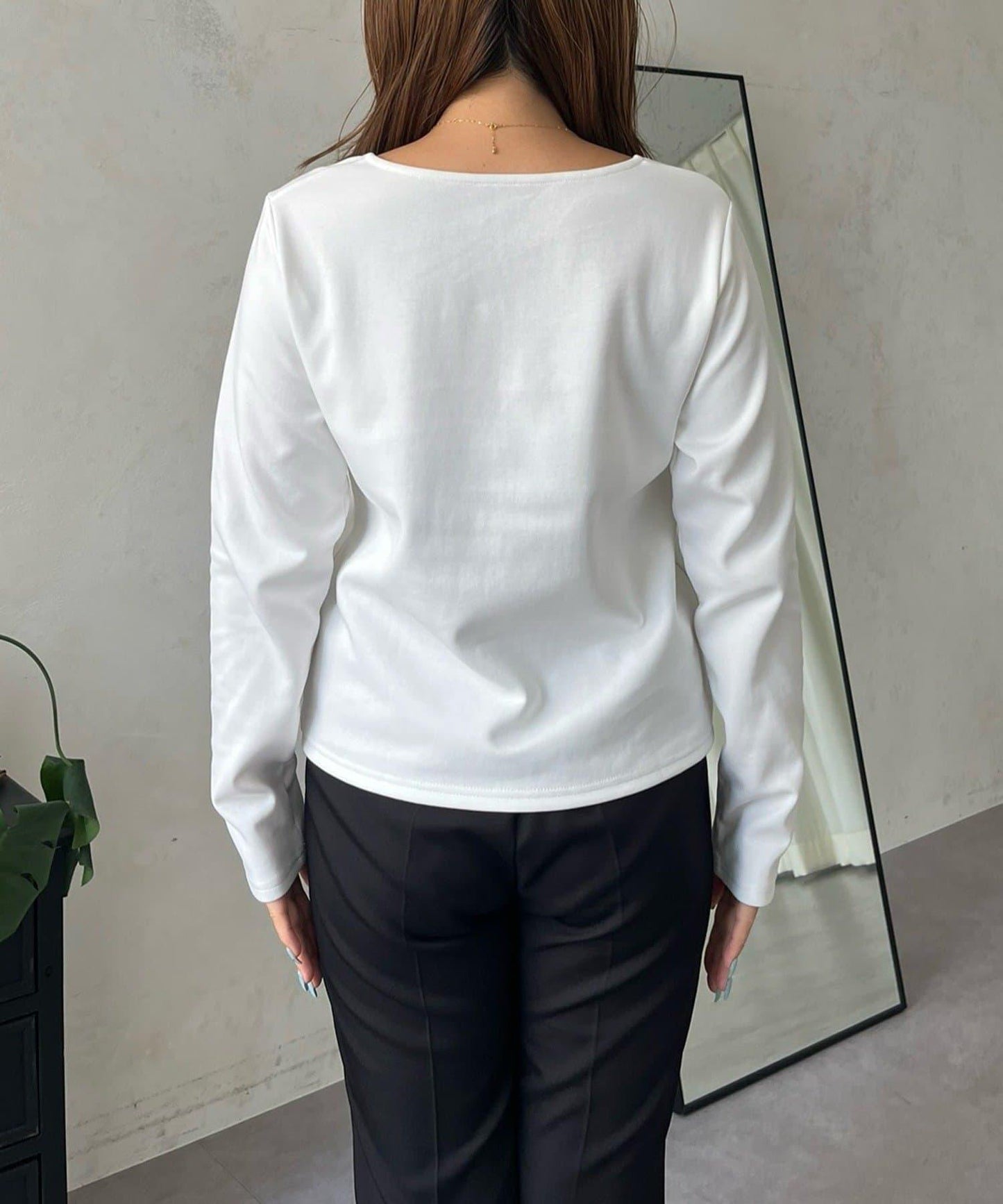 【MOMO】方領長袖T恤