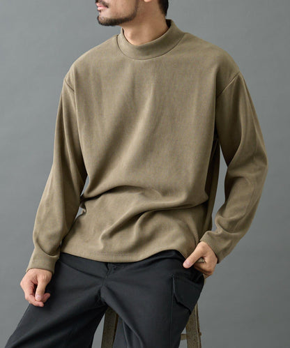 【AW】剪裁絨面高領套頭衫