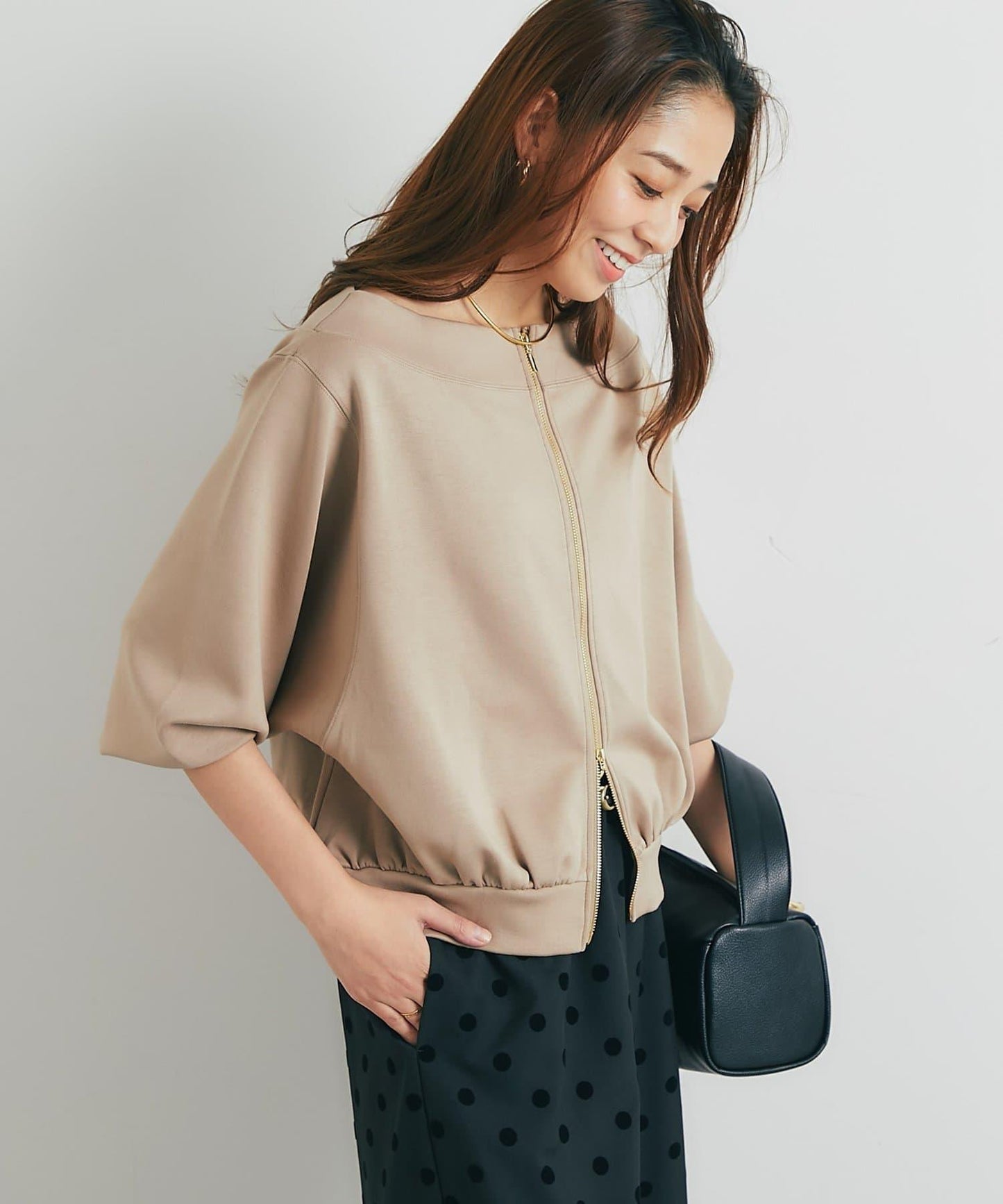 2WAY刺繡拉鍊套頭衫