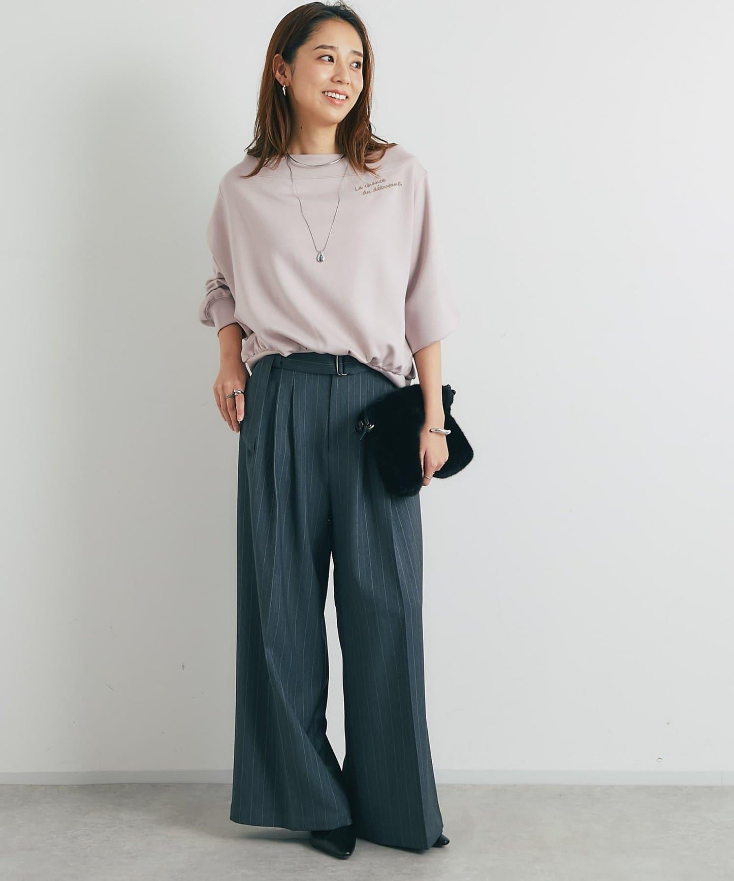 2WAY刺繡拉鍊套頭衫