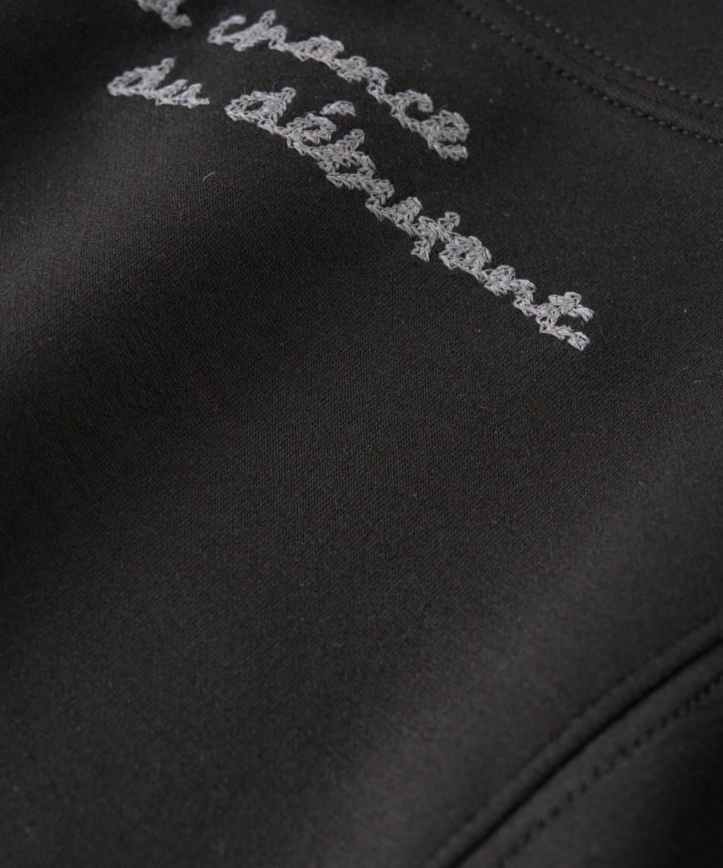 2WAY刺繡拉鍊套頭衫