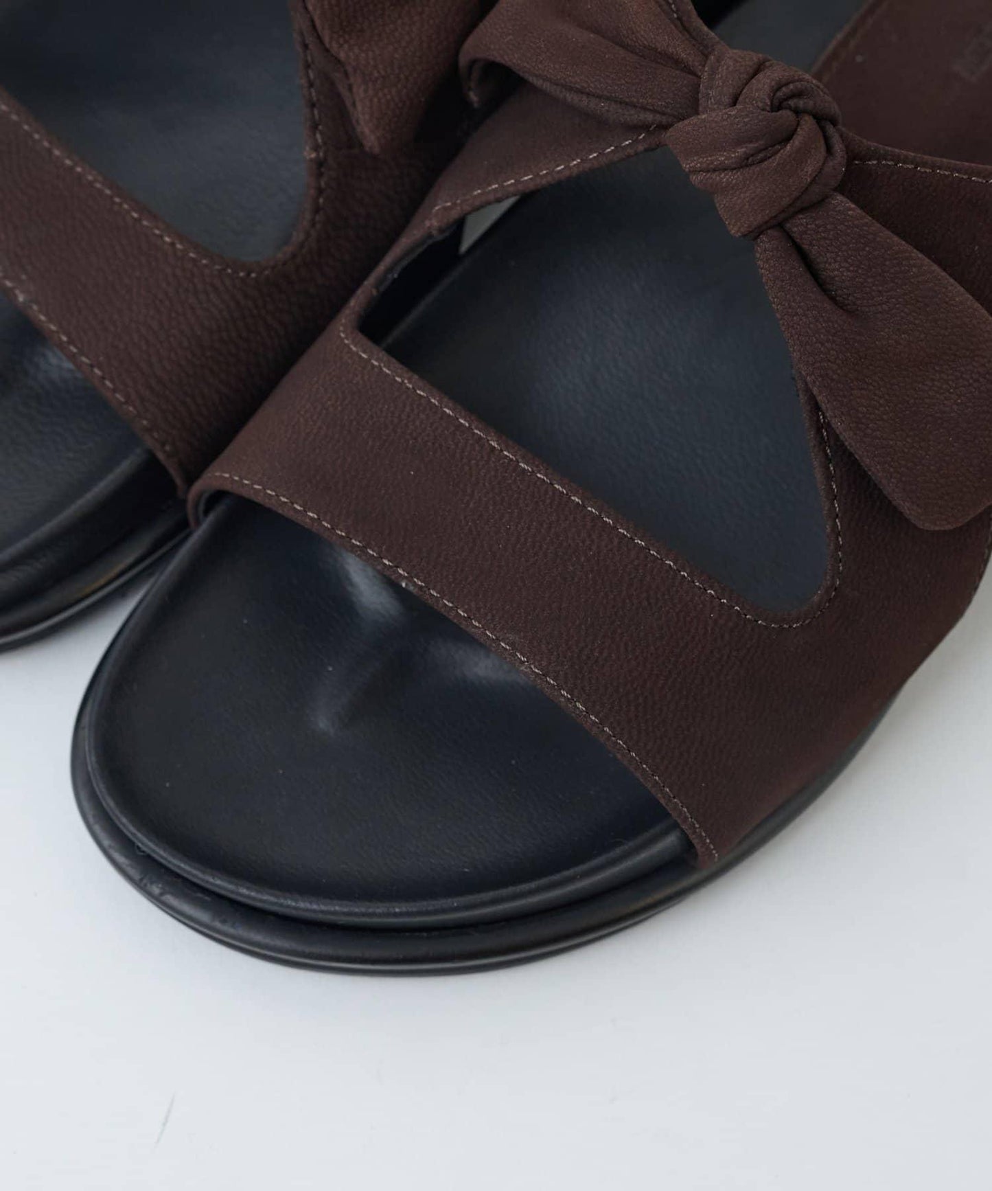 《SALONDEJU》蝴蝶結款涼鞋