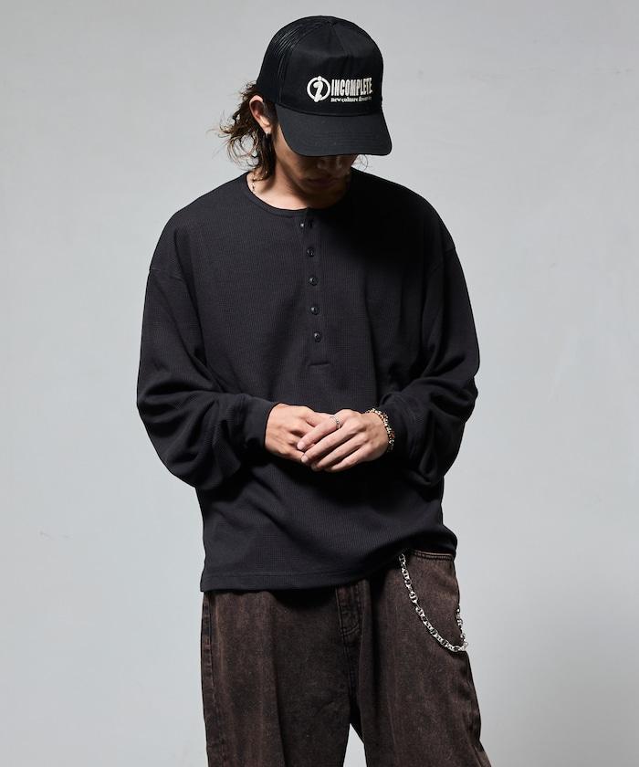 短款保暖亨利領T恤