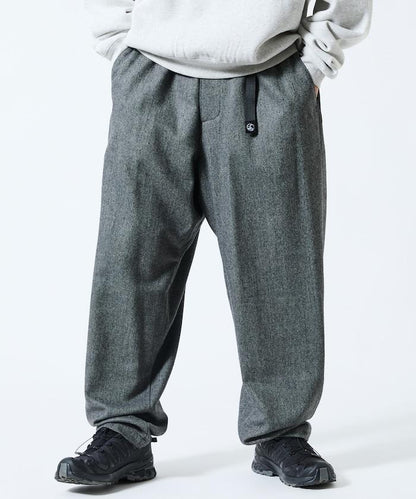 寬鬆版型羊毛感攀巖褲