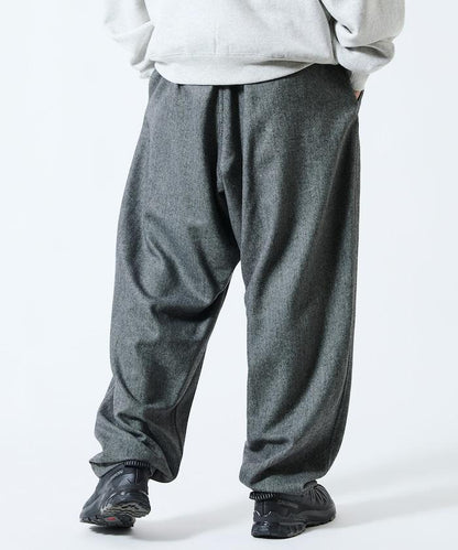 寬鬆版型羊毛感攀巖褲