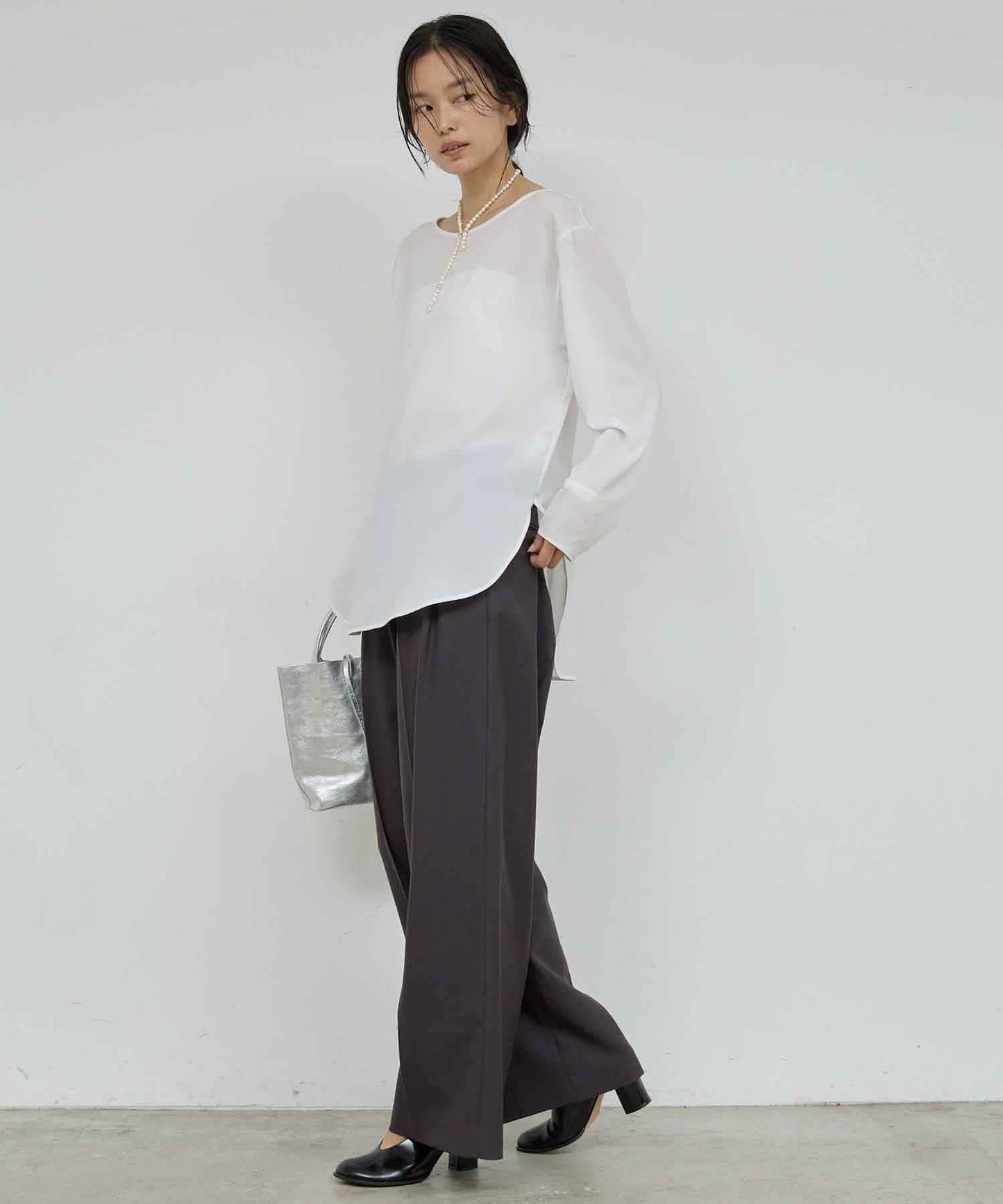 【近日開始】無腰帶褶皺寬腿褲