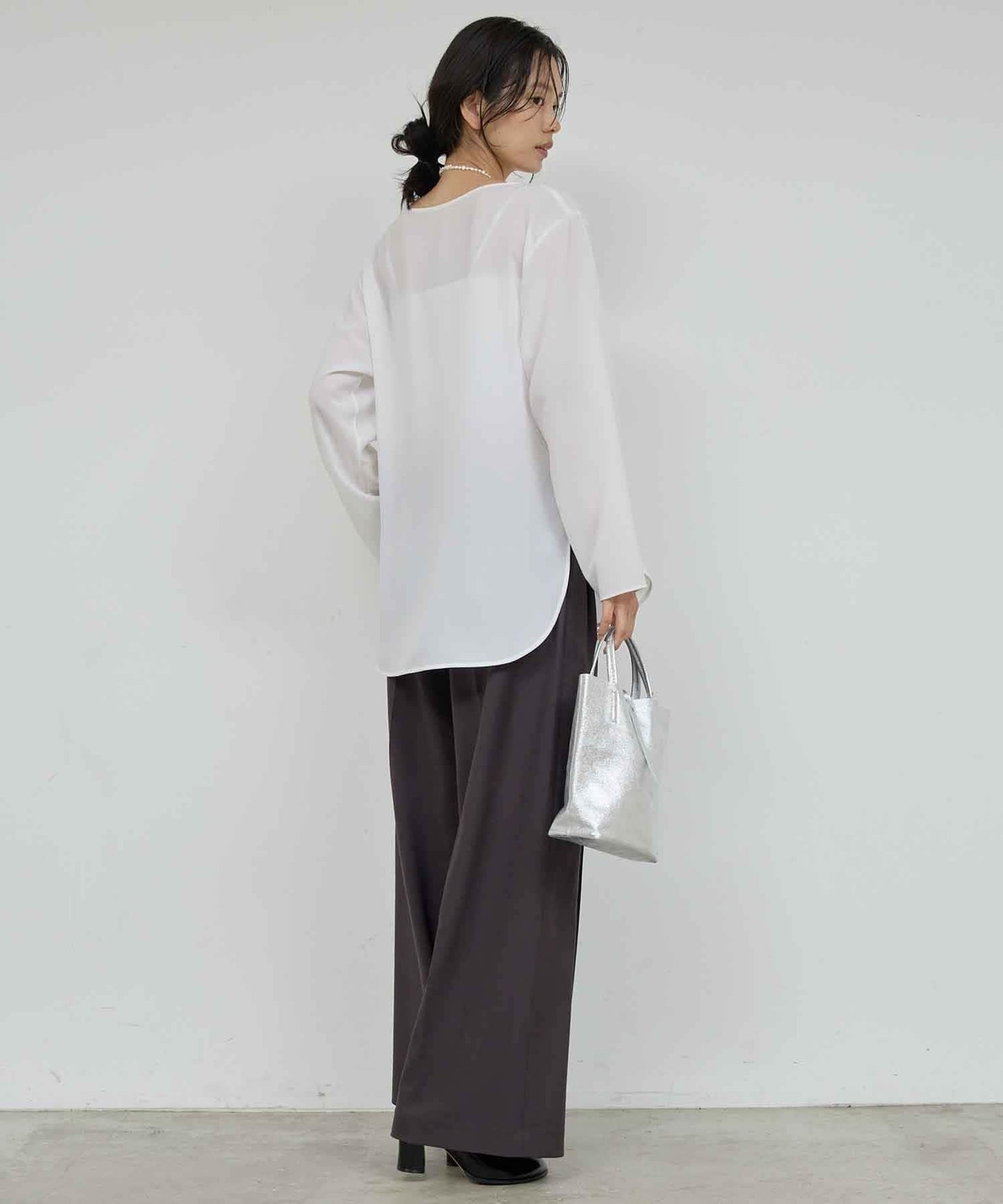 【近日開始】無腰帶褶皺寬腿褲