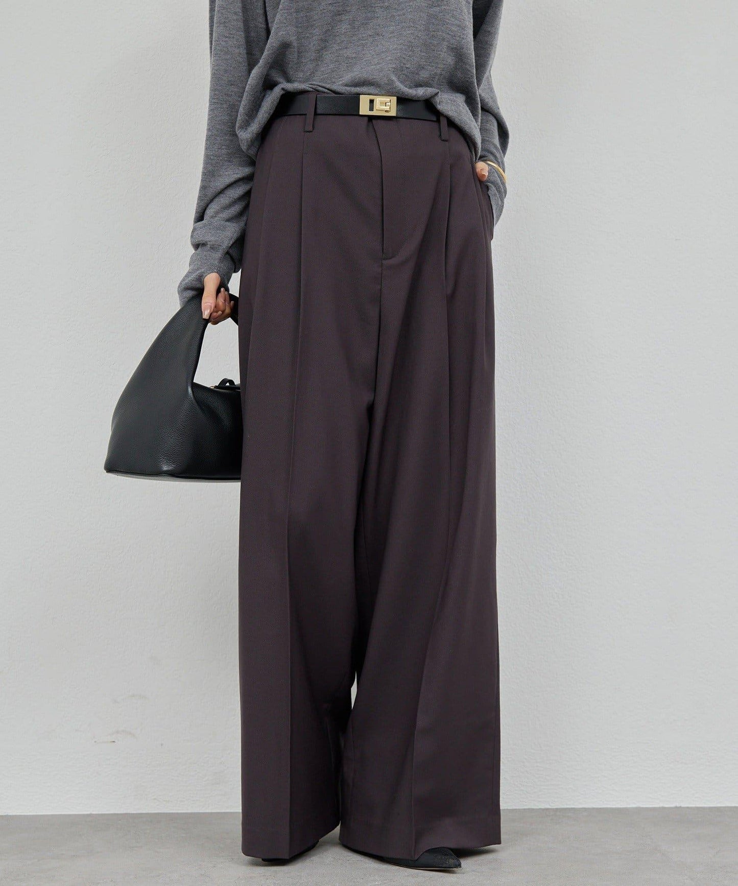 【近日開始】無腰帶褶皺寬腿褲