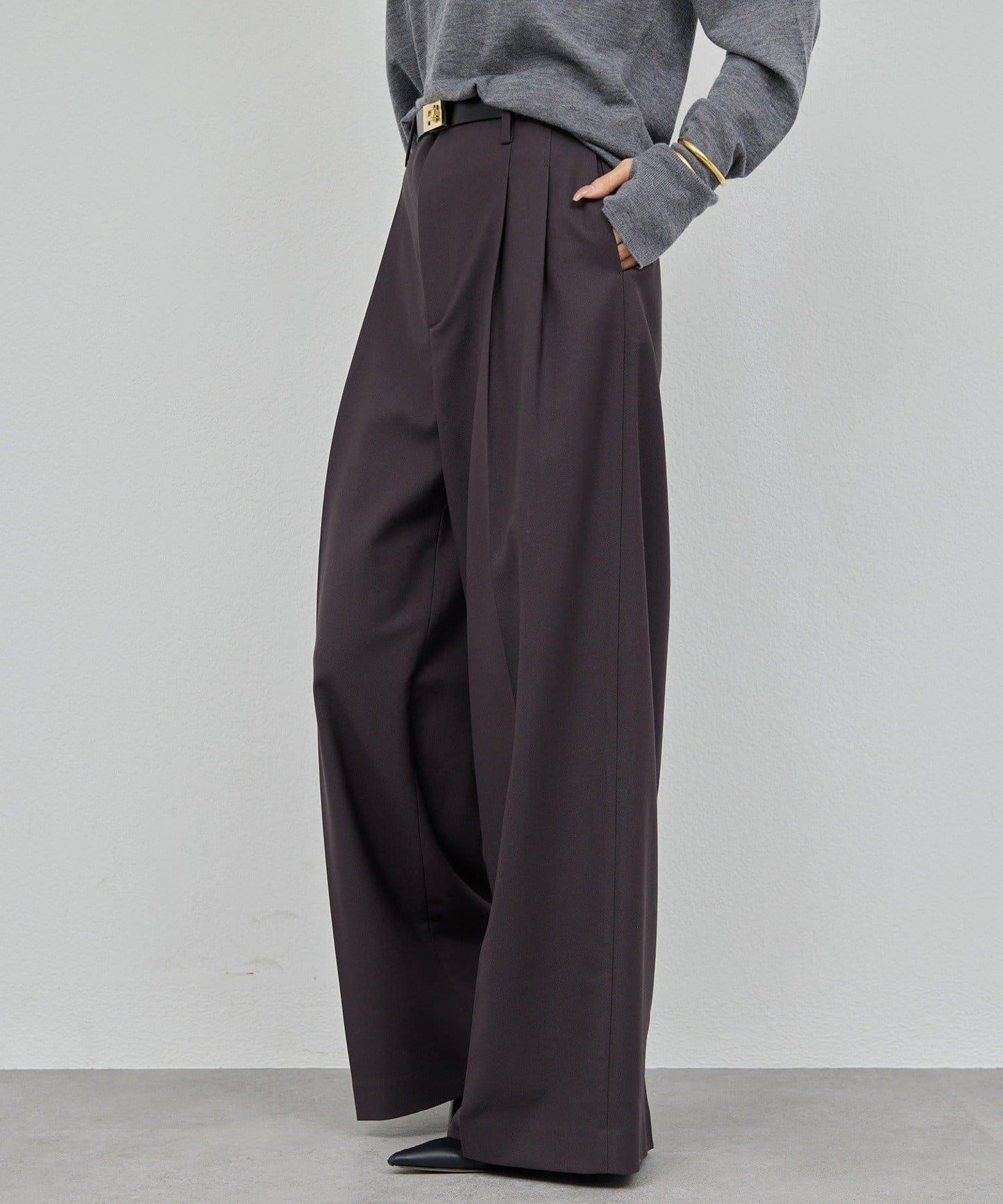 【近日開始】無腰帶褶皺寬腿褲