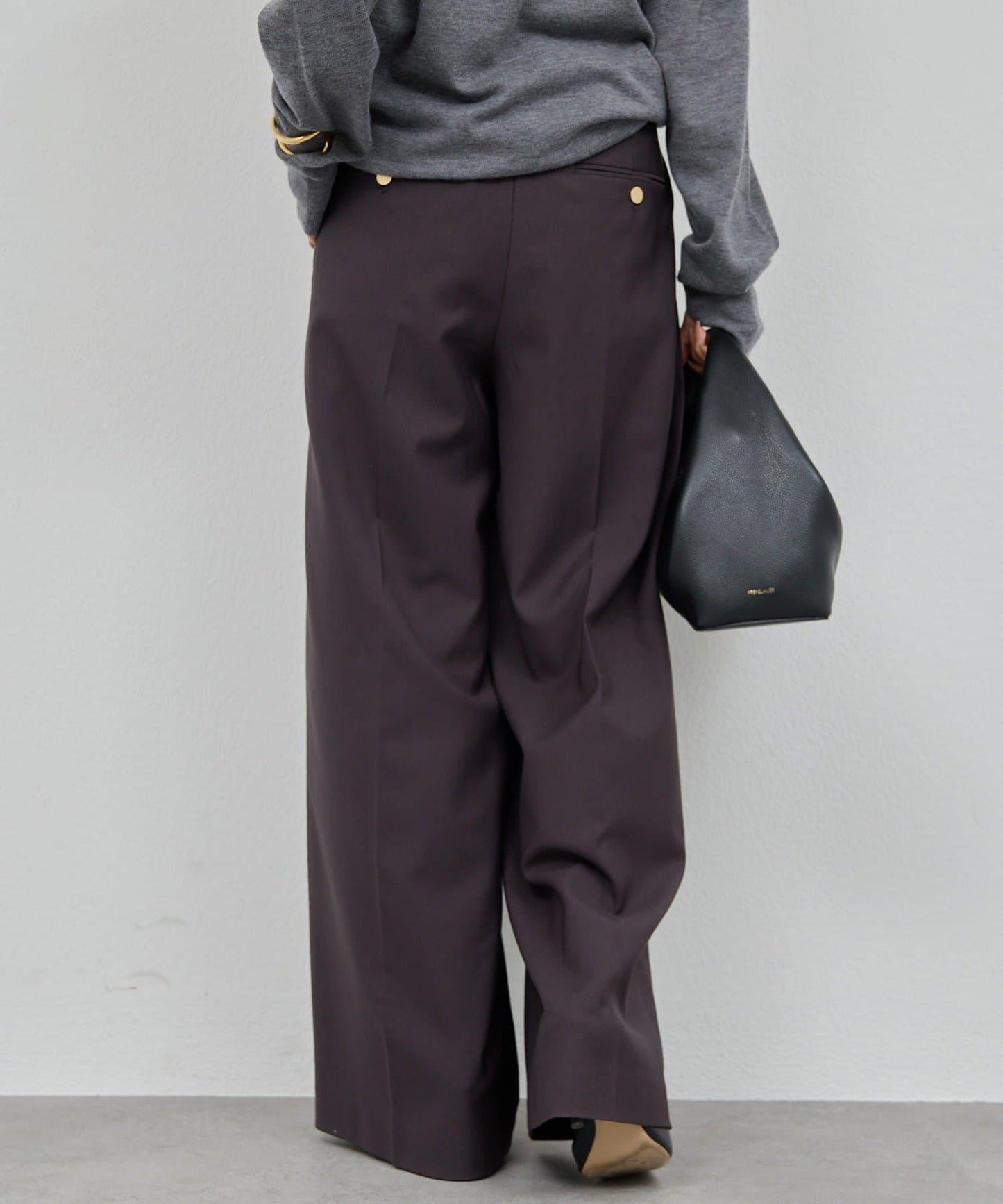 【近日開始】無腰帶褶皺寬腿褲