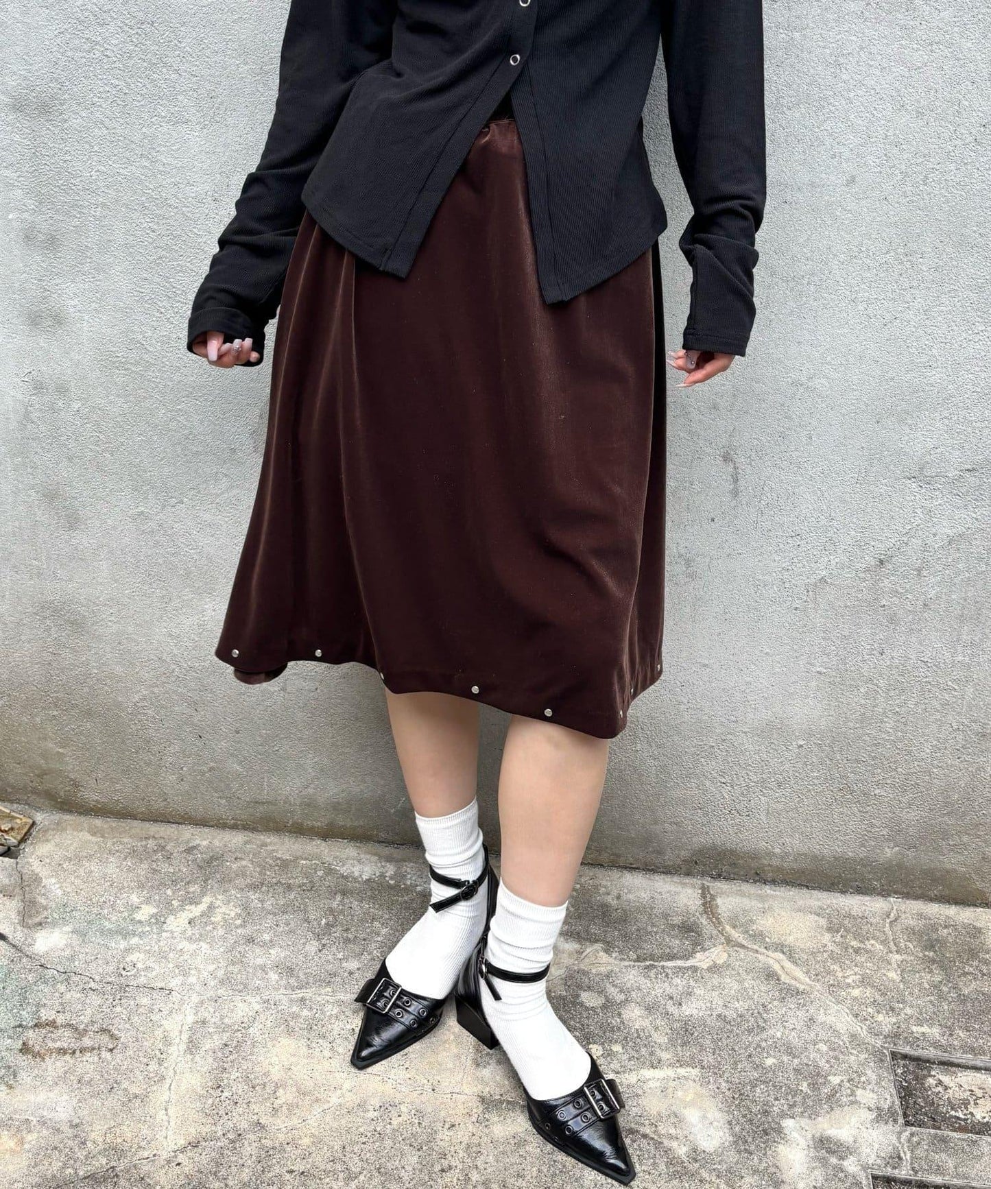 【WHO'S WHO gallery】天鵝絨鉚釘中長裙