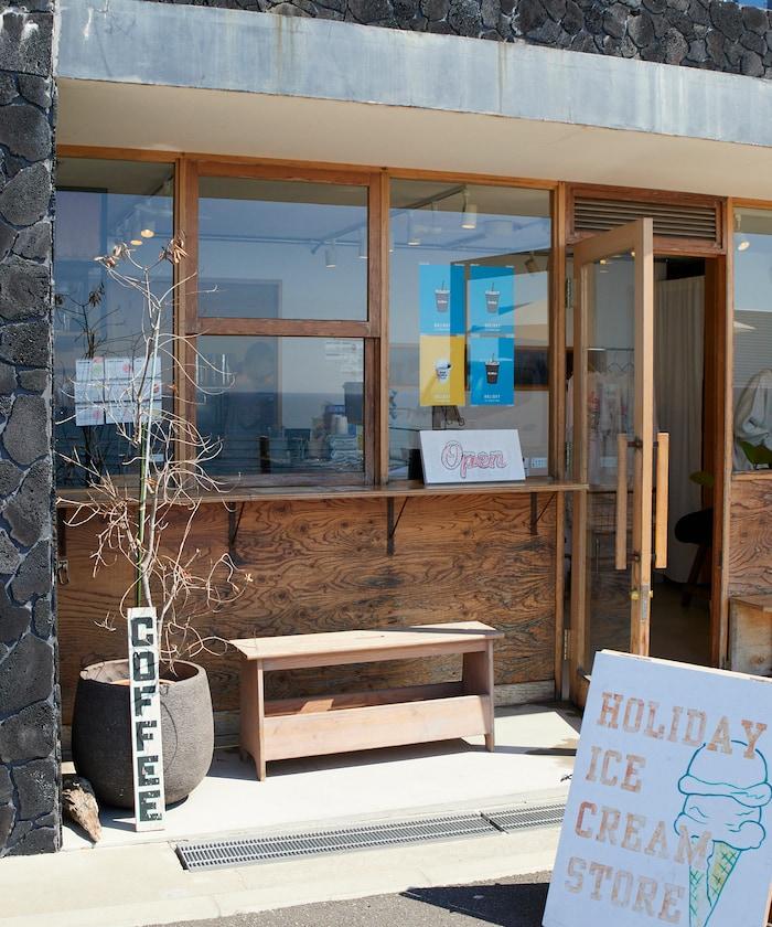 HOLIDAY ICECREAM 特別款寬鬆版型背部印花圓領衛衣