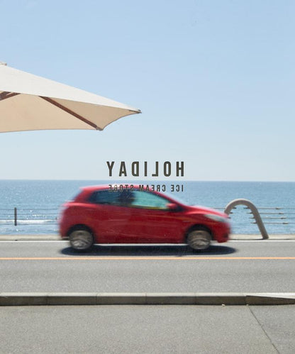 HOLIDAY ICECREAM 特別款寬鬆版型背部印花圓領衛衣