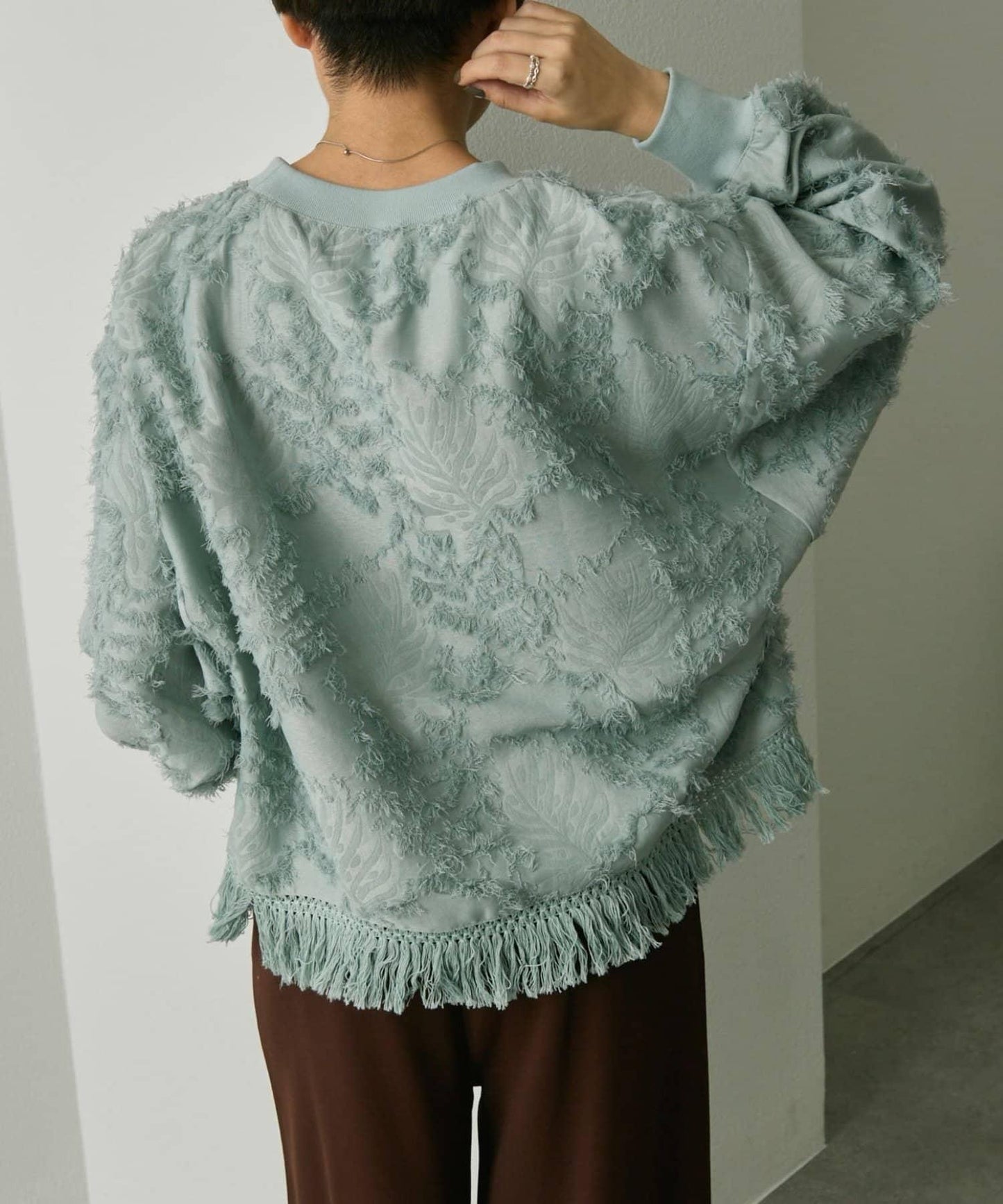 植物圖案流蘇下襬上衣【SUM1 STYLE(スミスタイル)】