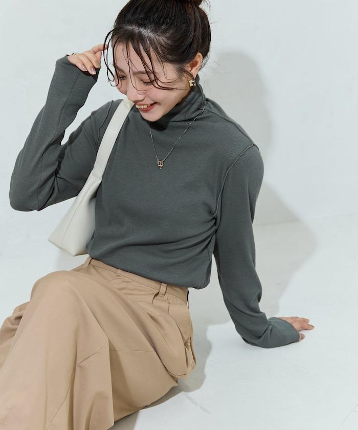 薑黃色荷葉邊高領長袖上衣