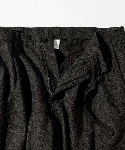 特別款寬鬆版型羊毛雙層西裝褲