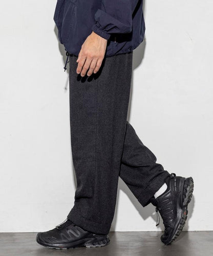 特別款寬鬆版型羊毛雙層西裝褲