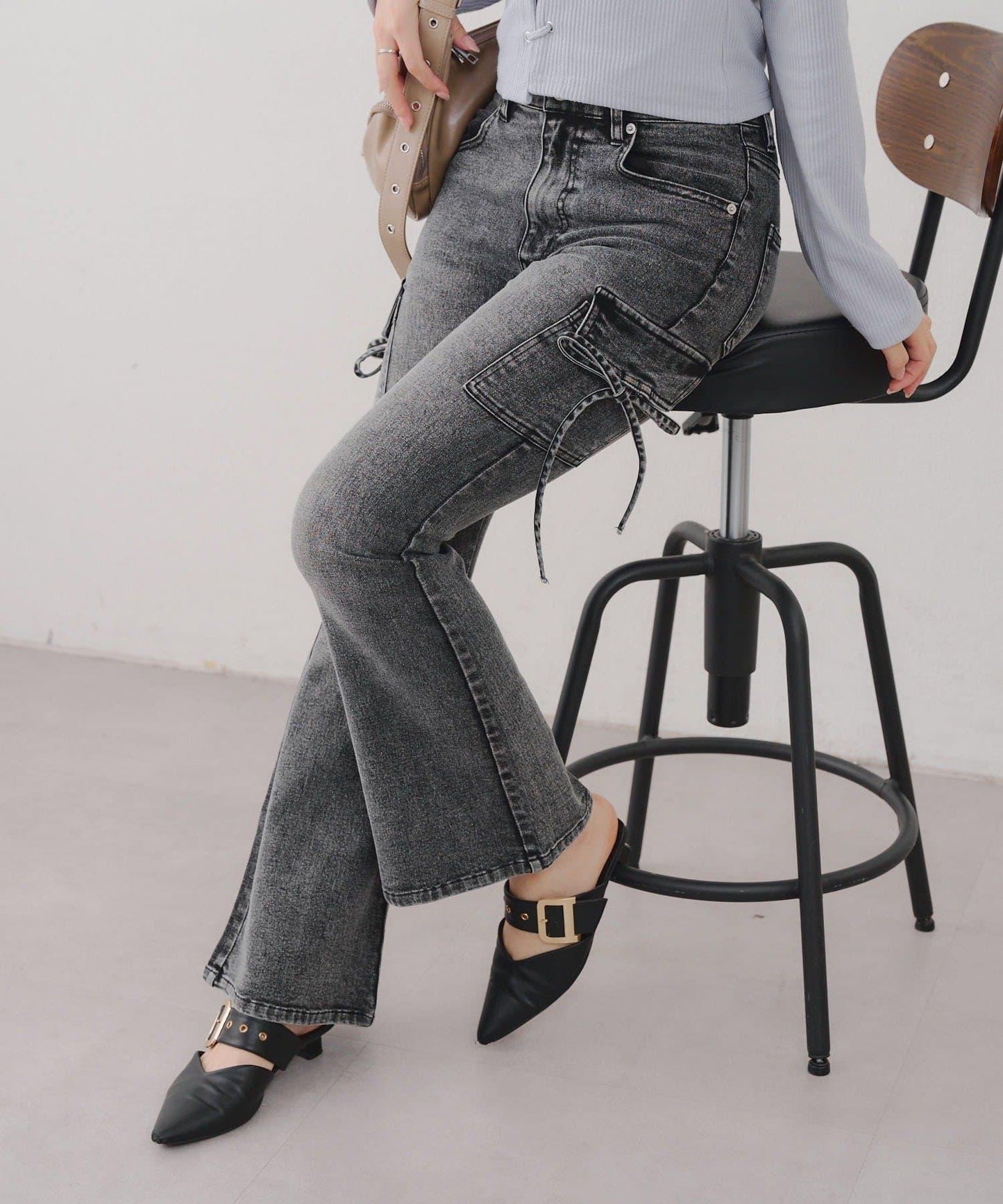 蝴蝶結工裝牛仔喇叭褲