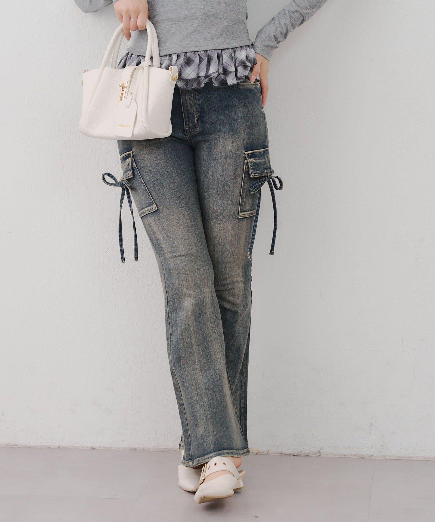 蝴蝶結工裝牛仔喇叭褲