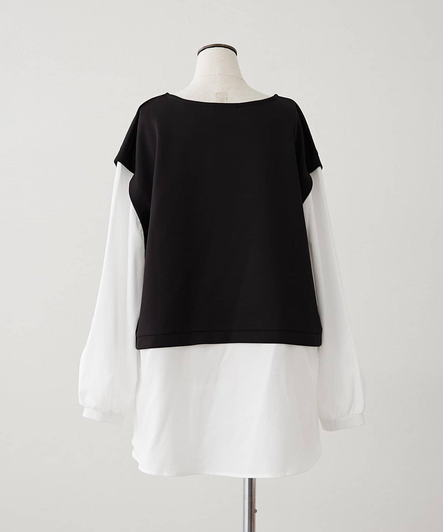 刺繡拼接套頭衫帶項鍊