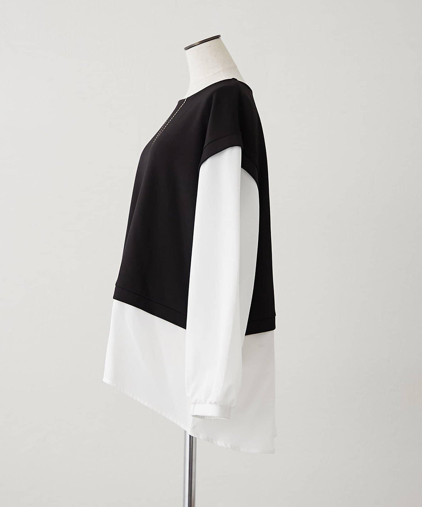 刺繡拼接套頭衫帶項鍊